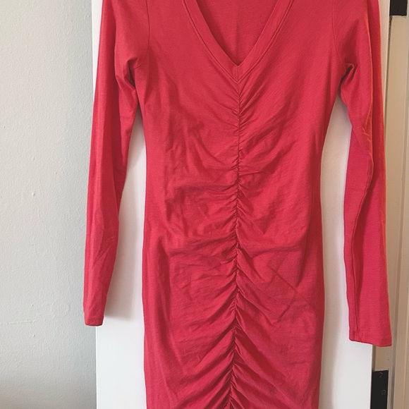 Anthropologie Sundry Coral Ruched Dress Size 1/Small - Picture 5 of 14
